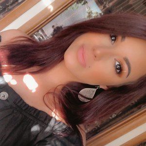 Meet your Posher, Candice